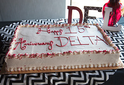 More than 100 faculty and staff celebrate DELTA’s 15 anniversary at the Hunt Library.
