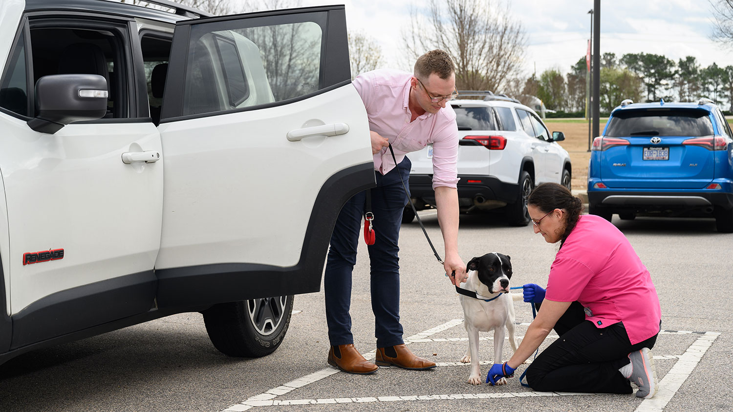 Curbside service in action at the NC State Veterinary Hospital.