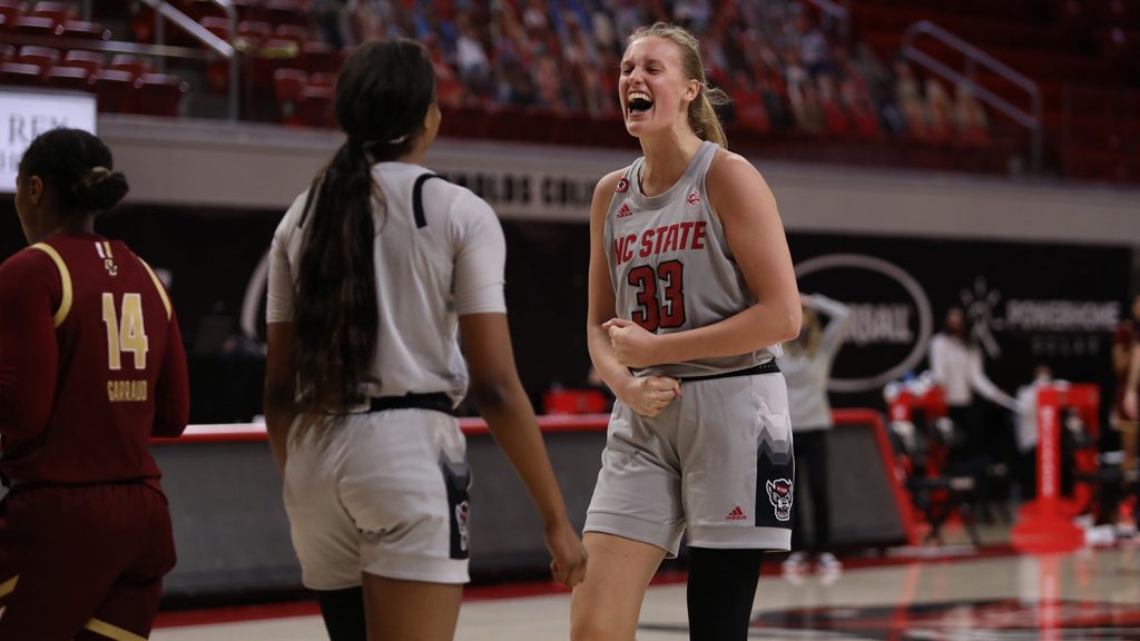 Cunane smiling on court.