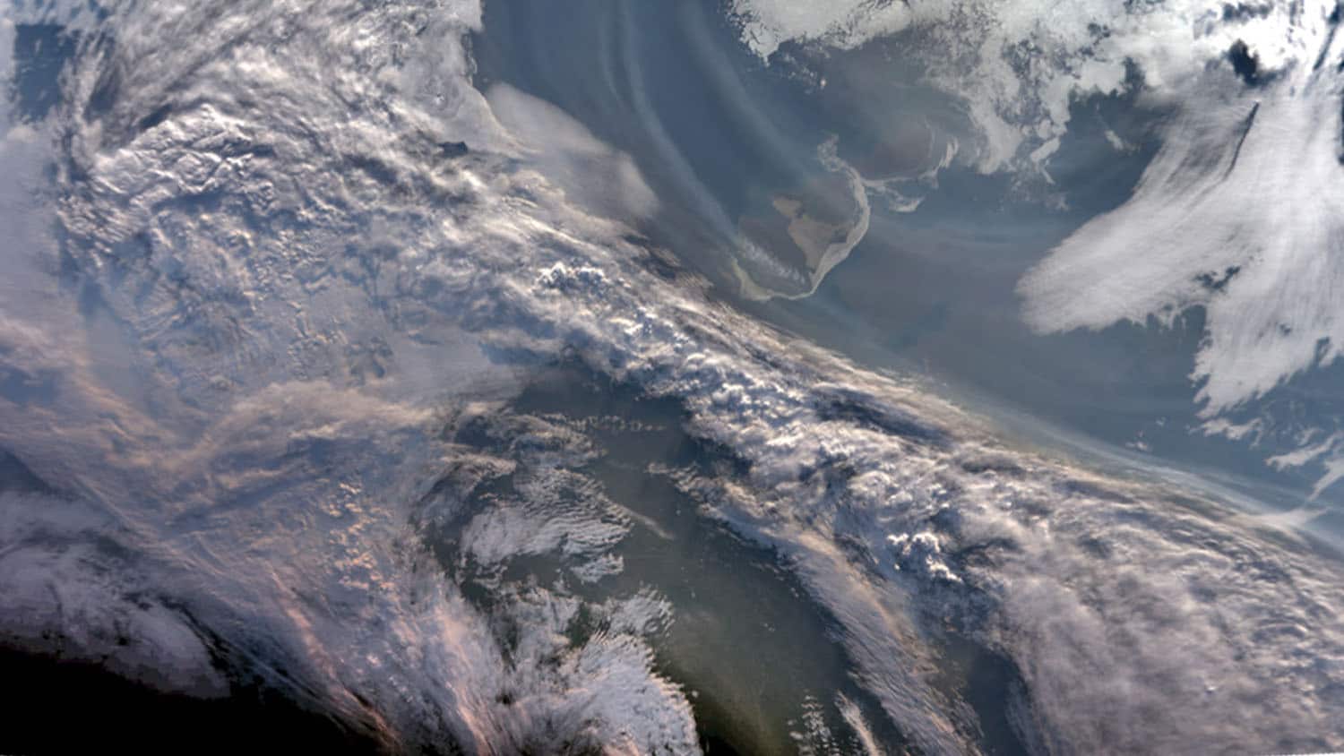 satellite image of smoke across arctic