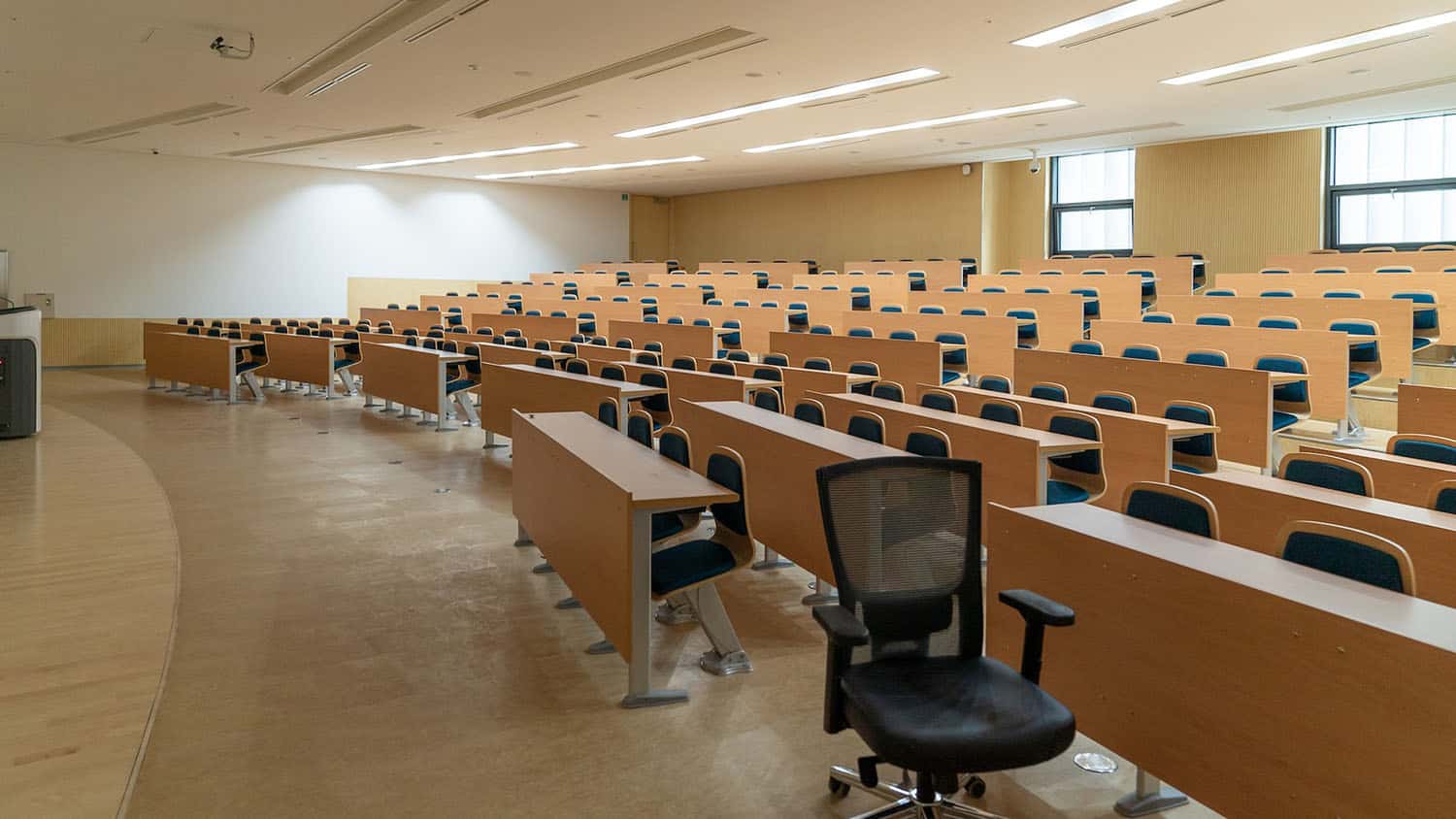 image shows an empty university classroom