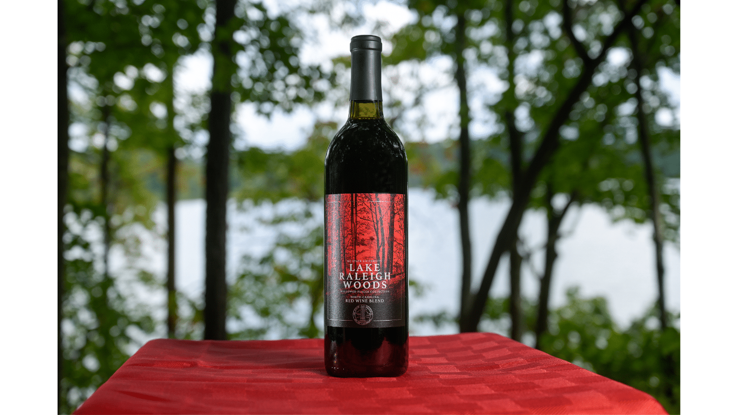 Lake Raleigh Woods Wine Red Blend