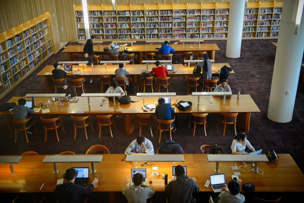 Students work in the Quiet Reading Room of Hunt Library