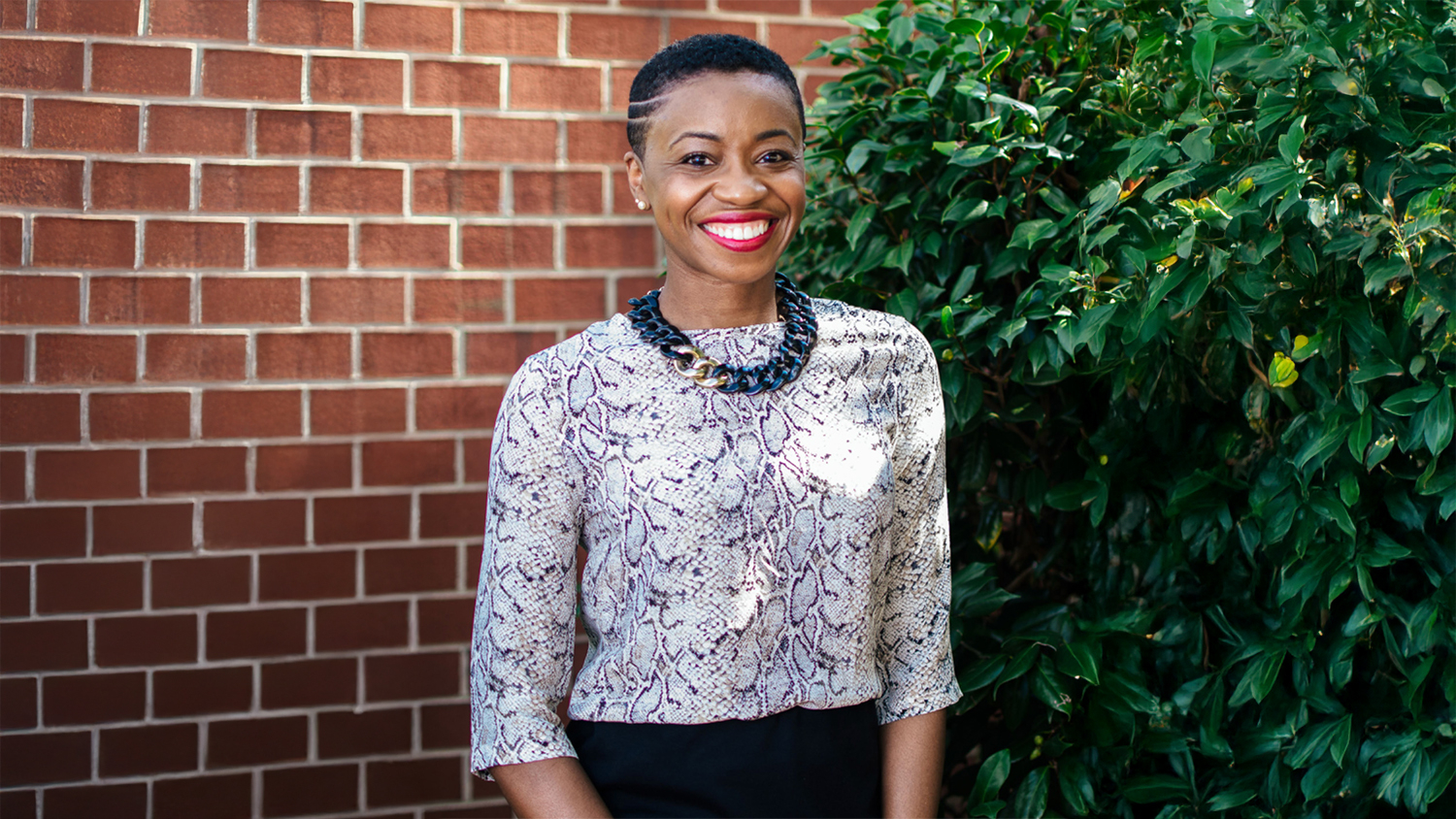 Dr. Courtney Hinton